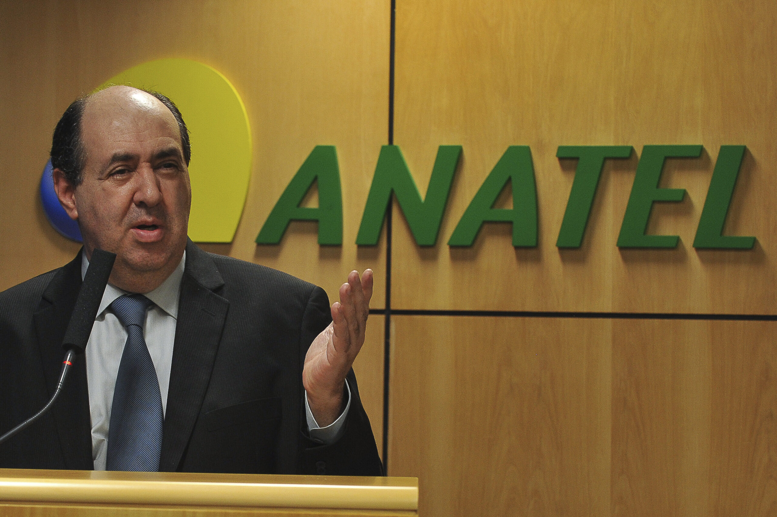 OAB decide pedir afastamento do Presidente da Anatel